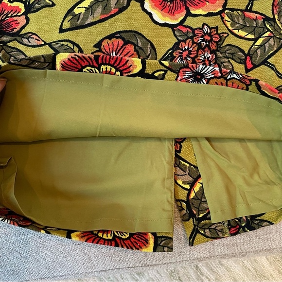 Ann Taylor LOFT Vintage 90's Floral Barkcloth Zip Back Kick Pleat Pencil Skirt - Picture 4 of 10